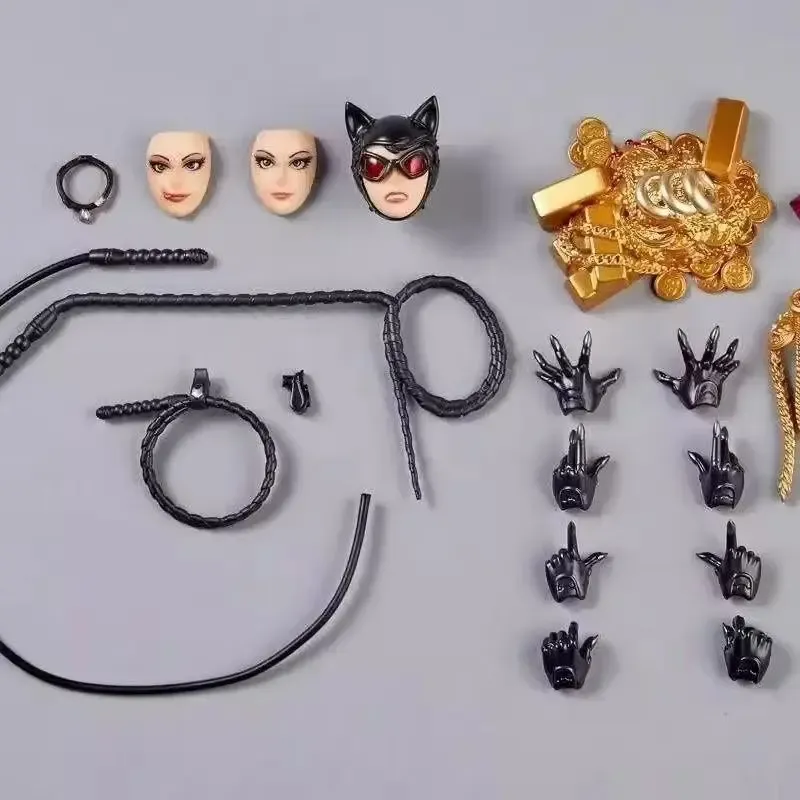 15cm Kaiyodo Revoltech Catwoma - огляд і ціна Model Kit Batman
